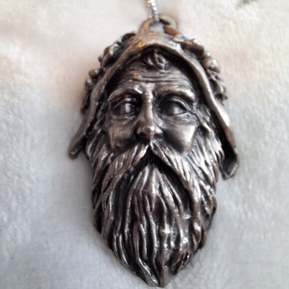 Set of 3 Heavy Metal Detailed Santa‎ Head Ornaments Silver Color St Nicholas - Picture 4 of 6